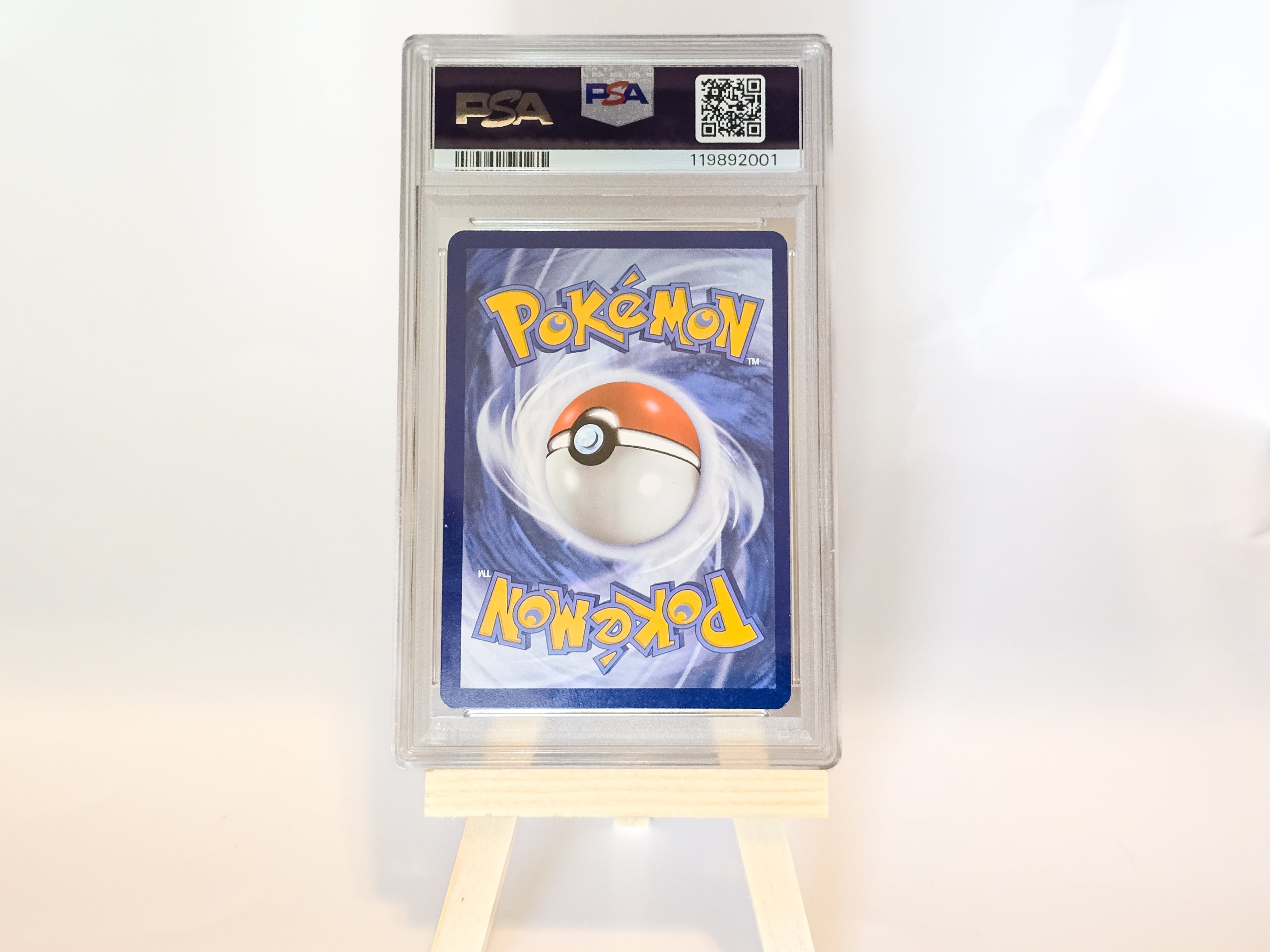 Umbreon #059 - PSA 8 - Master Ball Reverse Holo